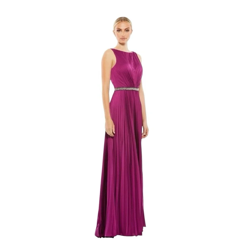 Mac Duggal 26610 Berry Satin Pleated Rhinestone Waist Gown Size 12 $458